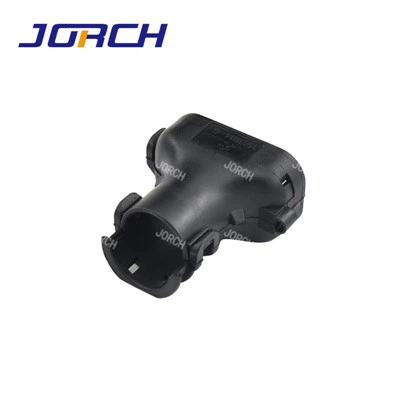 AUTOMOBILSKI PRIKLJUČAK Nova i originalna dodatna oprema 1563111-1